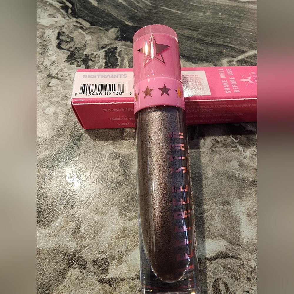 Jeffree Star Velour Liquid Lipstick Restraints